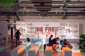 Custom Free Design Printing Large Size Outdoor Vinyl Banner Full <b>Colour</b> Pvc Mesh Banner - Product Image 5