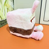 Jouet en peluche OEM ODM pour animaux de compagnie, jouet de dentition adapté aux animaux, lapin en peluche en forme de gâteau, design de dessin animé, avec couineur et sonnette intégrés