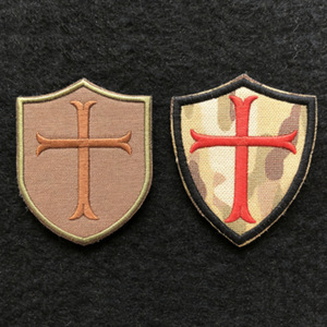 Parche Bordado de Alta Calidad con Escudo Templario Cruzado, Adhesivo con Velcro - Product Image 5