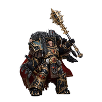 Le Fils de Dark Source Horus, le commandant de guerre Horus Izekal peut utiliser son prototype génétique pour devenir un homme