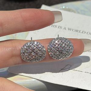 Boucles d'oreilles clous en argent pur S925, style antique, maille de zircon scintillant, accessoires de mode, design de niche, luxe léger - Product Image 1