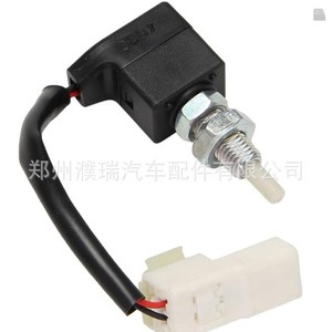 เซ็นเซอร์สวิตช์แป้นคลัตช์ 93840-2E000 สำหรับยานยนต์ฮุนได เกียอะไหล่ทดแทนยานยนต์ - Product Image 1