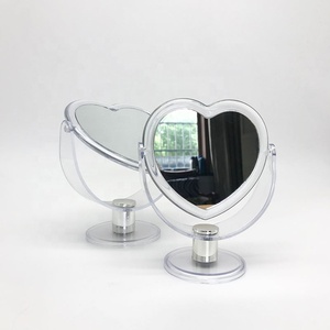 Personnalisation en usine <span class=keywords><strong>miroir</strong></span> cosmétique en forme de coeur d'amour coupé en plastique <span class=keywords><strong>miroir</strong></span> de maquillage de bureau à deux faces dans <span class=keywords><strong>la</strong></span> chambre à coucher pour <span class=keywords><strong>femme</strong></span> - Product Image 6
