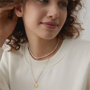 Collana con nome in inglese personalizzabile Showfay, catena da donna in acciaio inossidabile con ciondolo rotondo portafortuna - Product Image 2