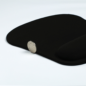 <span class=keywords><strong>Tapis</strong></span> de <span class=keywords><strong>souris</strong></span> de jeu de silicone en caoutchouc souple frais faits sur commande avec le <span class=keywords><strong>tapis</strong></span> de <span class=keywords><strong>souris</strong></span> de jeu imprimé par logo imperméable à l'eau - Product Image 4