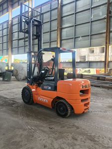 בשימוש heli דיזל נייד מחסן בעירה פנימית מלגזה צמיגים 3 מ 'מזלג יעילות גבוהה הובלה עבור הובלה - Product Image 5