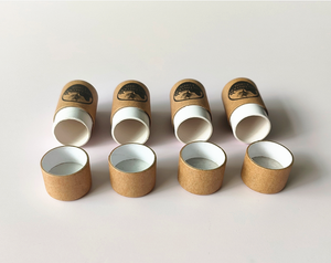 หลอดกระดาษน้ำหอมแบบกำหนดเอง ผลิตด้วยมือ พิมพ์ลายได้ เป็นมิตรต่อสิ่งแวดล้อม รีไซเคิลได้ ย่อยสลายได้ บรรจุภัณฑ์เครื่องสำอางแบบกระดาษแข็งสำหรับลิปบาล์ม แบบกำหนดเอง - Product Image 6