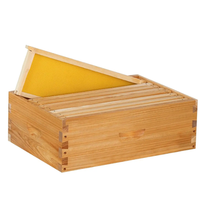 Colmena Langstroth Completa <span class=keywords><strong>de</strong></span> 4 Niveles Caja <span class=keywords><strong>de</strong></span> 10 Cuadros y 8 Cuadros Kit <span class=keywords><strong>de</strong></span> Inicio <span class=keywords><strong>para</strong></span> Colmena <span class=keywords><strong>de</strong></span> <span class=keywords><strong>Madera</strong></span> Recubierta con <span class=keywords><strong>Cera</strong></span> <span class=keywords><strong>de</strong></span> <span class=keywords><strong>Abeja</strong></span> con Cuadros - Product Image 3