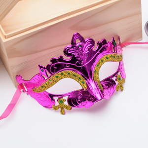 Masque de fête plaqué or brillant, accessoires de mariage, masque de mascarade, masque de Mardi Gras, masques de mascarade vintage, masques anciens, masques vénitiens - Product Image 4