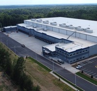 Centre de stockage réfrigéré pour fruits et légumes, bâtiment préfabriqué en acier, structure spacieuse, système de refroidissement, projet