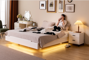 Cama Suspendida de Madera Maciza de Alta Gama Personalizada con Lámpara de Inducción de Lujo para Dormitorio Principal - Diseño Crema - 1.2-1.8 Metros - Product Image 4