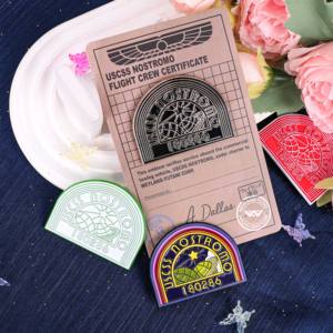 Spille Personalizzate con Logo in Metallo, Set di Spille Smaltate con Cartoncino, <span class=keywords><strong>Badge</strong></span> Personalizzati - Product Image 2