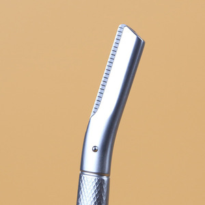 Xirui Fashion - Depiladora de Cejas de Aleación de Zinc de Alta Gama, Depiladora de Cejas Segura para Mujeres, Venta al por Mayor de Fábrica, Reemplazable - Product Image 2