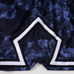 Großhandel Maßgeschneiderte Neue Hochwertige Amerikanische Streetwear Basketball-Shorts und Fußball-Shorts mit Schnelltrocknendem Mesh-Gewebe - Product Image 5