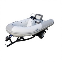 Bateaux pneumatiques semi-rigides personnalisés 390 cm, capacité 5 personnes, moteur hors-bord, surf et rafting, bandes résistantes à l'usure