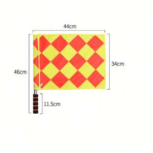 Équipement d'entraînement de football : Kit d'arbitre complet avec cartes, sifflets, drapeaux et lanceur de jetons pour les matchs - Product Image 2