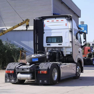 頑丈で信頼性の高い中古Howo 6x4大型トラクタートラック、ディーゼルエンジン搭載、鉱山機器運搬用中古トラクタートラック - Product Image 6