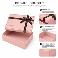 Boîte cadeau rectangulaire rose de luxe avec couvercle et base, ruban brun imprimé, nœud, boîte en carton rigide pour vêtements et bijoux