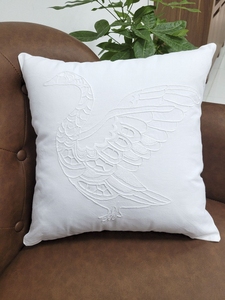 Funda de cojín cuadrada de alta calidad con bordado de cisne blanco, fundas de sofá al por mayor, bonitas almohadas decorativas y posicionadores. - Product Image 1
