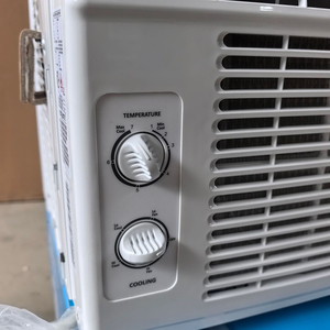 <span class=keywords><strong>Aires</strong></span> <span class=keywords><strong>Acondicionados</strong></span> de Ventana de Frecuencia Fija OEM/ODM Económicos de 110V-60Hz, 5000Btu, 1HP, Solo Frío - Product Image 4