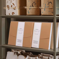 Dossiers d'emballage de vêtement en carton ondulé biodégradables écologiques pour T-shirts et chaussettes pliables avec logo personnalisé
