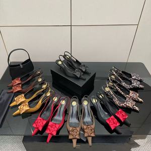 Escarpins à talon chaton pour femme, en cuir véritable, à bout pointu, avec motif rose 3D, en soie, confortables, pour soirée ou décontracté, semelle extérieure en cuir véritable - Product Image 1