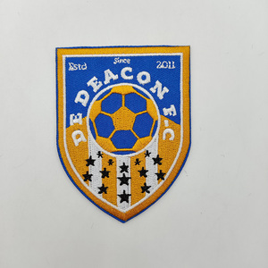 Mẫu miễn phí tùy chỉnh Kim Loại Logo thêu các bản vá lỗi tùy chỉnh sắt vá cho quần áo không có thứ tự tối thiểu làm bằng vải cảm thấy - Product Image 2