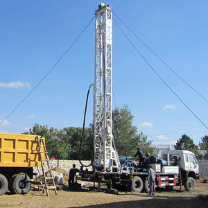ใช้600เมตรรถบรรทุกติดตั้งดีเซล HFC600หลุมเจาะลึกน้ำดีเจาะ Rig เครื่อง