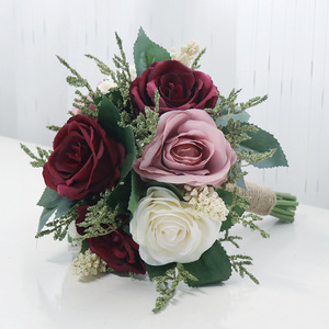 Bouquet de fleurs en soie, bouquet de roses blanches, fleurs de mariage pour la mariée, demoiselles d'honneur, bouquet de mariée - Product Image 3