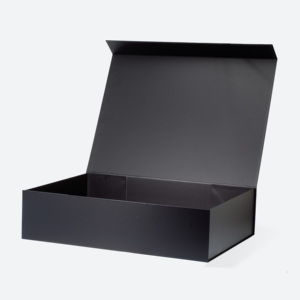 Boîte cadeau XXL de luxe moyenne avec impression de logo personnalisé pour vêtements, idéale pour manteaux noirs et autres articles vestimentaires - Product Image 2