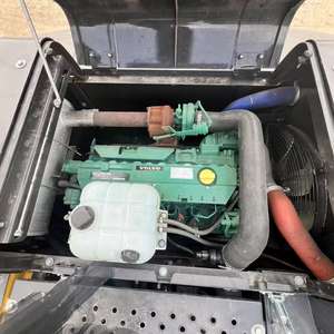 Excavatrice sur chenilles VOLVO EC240 d'occasion, 24 tonnes, matériel de construction, 90% neuve, VOLVO EC240, excavatrice moyenne, bon moteur et pompe - Product Image 3