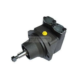Moteur hydraulique OEM F070823 pour Deere 810E 1010E 1070E 1110E 1170E 1210E 1270E - Product Image 1