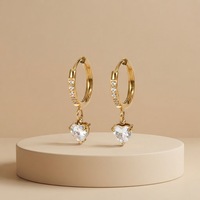 Boucles d'oreilles pendantes Huggie en acier inoxydable 316L, 3 styles (rond, cœur, poire) avec zircon, ton or, pavé, étanches, vendues à l'unité, idéales pour un cadeau