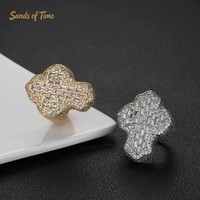Bague croix en moissanite style baguette plaqué or 18 carats pour homme, personnalisée, style hip-hop streetwear, avec sertissage griffe