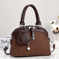 Sac à main en cuir PU noir, style bowler, avec fermeture éclair et bandoulière amovible pour usage quotidien