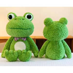 Adorable coussin en peluche grenouille verte personnalisé, jouet en peluche en forme de maison avec rembourrage en coton PP pour soulager le stress, poupées en peluche grenouille pour cadeau - Product Image 4
