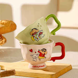 แก้วเซรามิคลายการ์ตูนเครยอนชินจัง พร้อมหูจับ สำหรับกาแฟ ชา อาหารเช้า ใช้ในบ้านหรือที่ทำงาน - Product Image 4