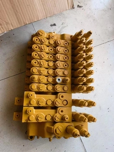 593-8237 Válvula GP Control principal 9 Banco 5938237 595-5465 5955465 595-5471 5955471 Excavadora hidráulica pequeña 303CR 571-3002 5713002 - Product Image 2