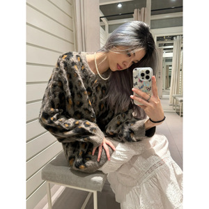 Otoño nuevo suéter estilo coreano tendencia modelos más vendidos Chaqueta de punto de leopardo de un solo pecho Mujer - Product Image 2