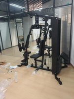 Station d'entraînement complète tout-en-un pour la maison, machine de gym multifonction avec pile de poids intégrée et équipement d'exercice à poulie