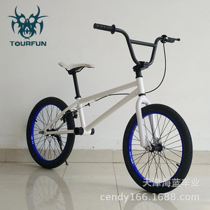 จักรยานทรงตัว Tourfun ขนาด 20 นิ้ว แบบไม่มีโซ่ สำหรับเด็ก ฝึกหัดขี่ สีแดง โครงเหล็กคาร์บอน - Product Image 3