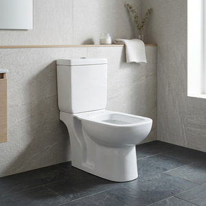 Inodoro de cerámica europeo de dos piezas con sifón en P y descarga dual, conjunto de baño con tanque acoplado - Product Image 5
