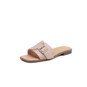 Sandalias Planas de Cuero con Hebilla Metálica y Correa Delantera y Trasera, Estilo Veraniego, Tendencia de Moda, Casuales, para Vacaciones y Playa - Product Image 1