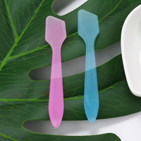 Bâtons de masque facial spatules cosmétiques petite cuillère en plastique réutilisable pour bricolage soins de la peau maquillage masque facial recyclable outils de mélange