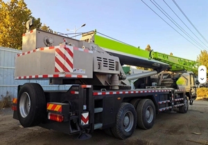 Solución Todoterreno Confiable, Grúa de <span class=keywords><strong>Tres</strong></span> <span class=keywords><strong>Ejes</strong></span> de 25 Toneladas, Modelo ZTC250V532, para una Operación Estable en Terrenos Difíciles - Product Image 5