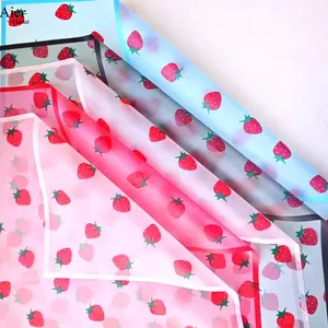 Aierflorist 2024 NOUVEAU 58*58cm fraise Design Marque fleur papier d'emballage floral Papier d'emballage Pour Bouquet