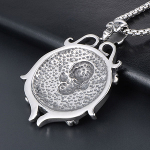 Collier pendentif crâne rétro série Punk en acier inoxydable, accessoire de mode pour homme SP416 - Product Image 4