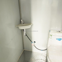 Toilettes mobiles préfabriquées modernes en acier, douche publique extérieure pour écoles, parcs, salles de bain, panneaux sandwich