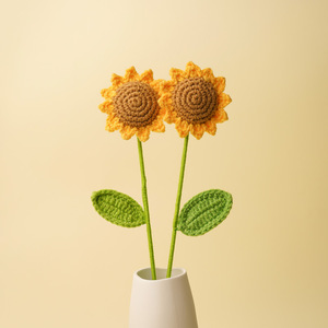 Fleur artificielle tournesol faite à la main 8 cm en fil, décoration artisanale pour la fête des enseignants - Product Image 3