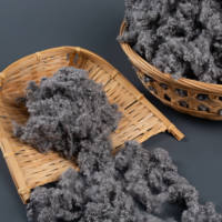 Fibre de graphène hydrophile en polyester recyclé ignifuge, gris uni, super moelleuse, personnalisable pour rembourrage et filature